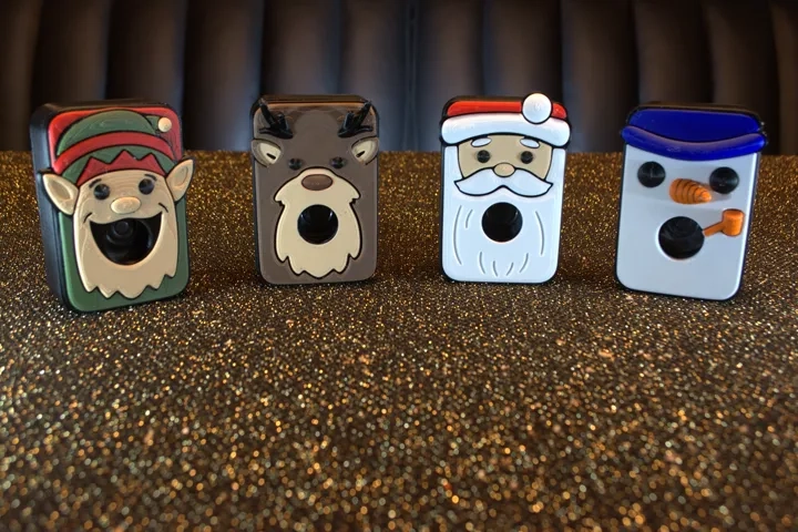 Full group of HarMinis singing together